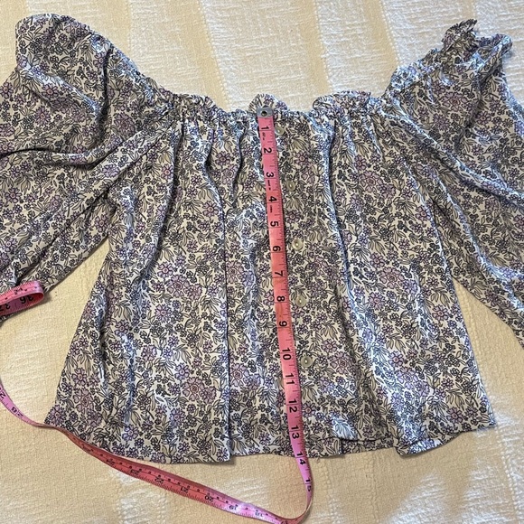 Women’s AE floral multicolor semi crop spring top lantern sleeve - Picture 5 of 8